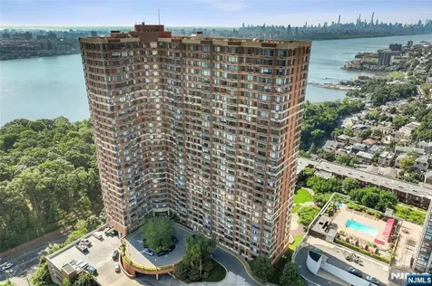 100 Old Palisade Road Fort Lee NJ 07024