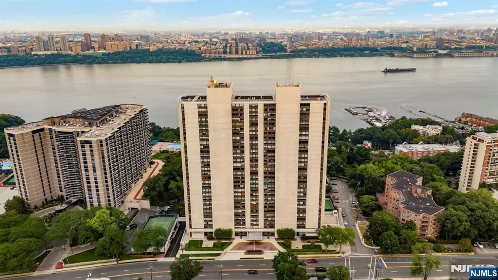 1500 Palisade Avenue Fort Lee NJ 07024