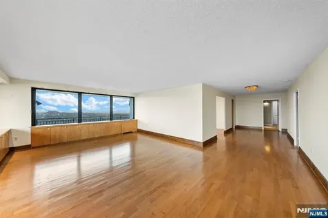 1500 Palisade Avenue Fort Lee NJ 07024