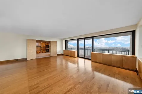 1500 Palisade Avenue Fort Lee NJ 07024