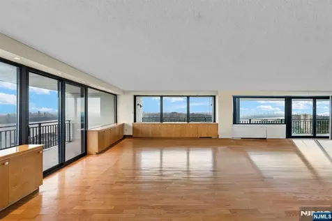 1500 Palisade Avenue Fort Lee NJ 07024