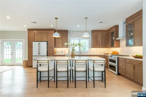 19 Brentwood Drive Verona NJ 07044