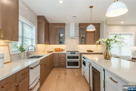 19 Brentwood Drive Verona NJ 07044