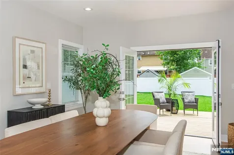 19 Brentwood Drive Verona NJ 07044