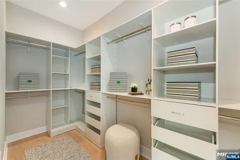 19 Brentwood Drive Verona NJ 07044