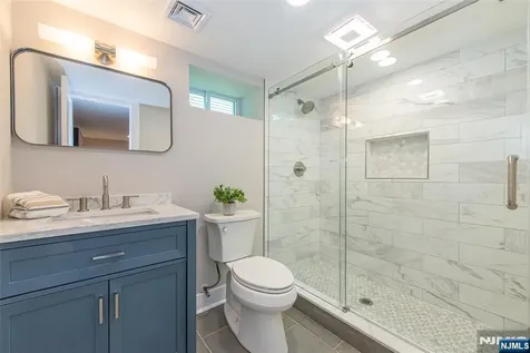 19 Brentwood Drive Verona NJ 07044