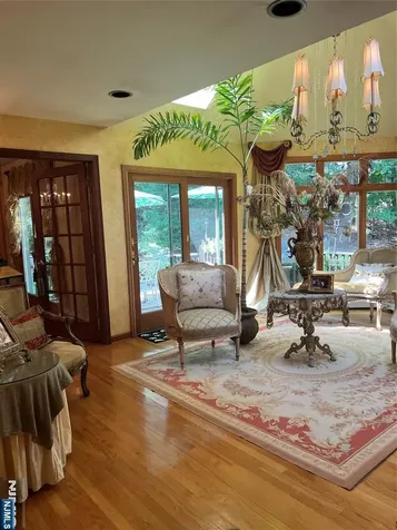 732 Mardinly Avenue Franklin Lakes NJ 07417