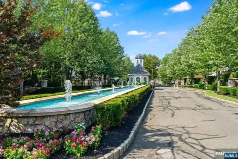 8205 Harcourt Road Clifton NJ 07013