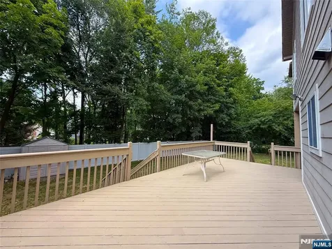 39-05 Knott Terrace Fair Lawn NJ 07410