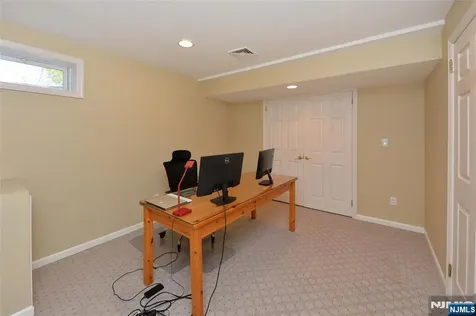 1 Woods Edge Road Old Tappan NJ 07675
