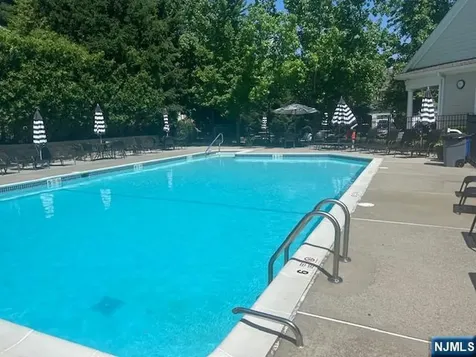 1 Woods Edge Road Old Tappan NJ 07675