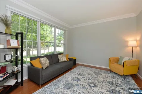 1 Woods Edge Road Old Tappan NJ 07675
