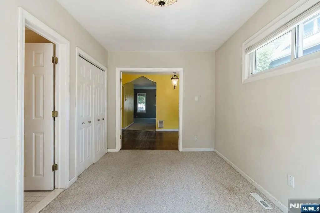 131 Prospect Avenue Bergenfield NJ 07621