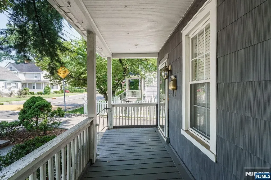 131 Prospect Avenue Bergenfield NJ 07621