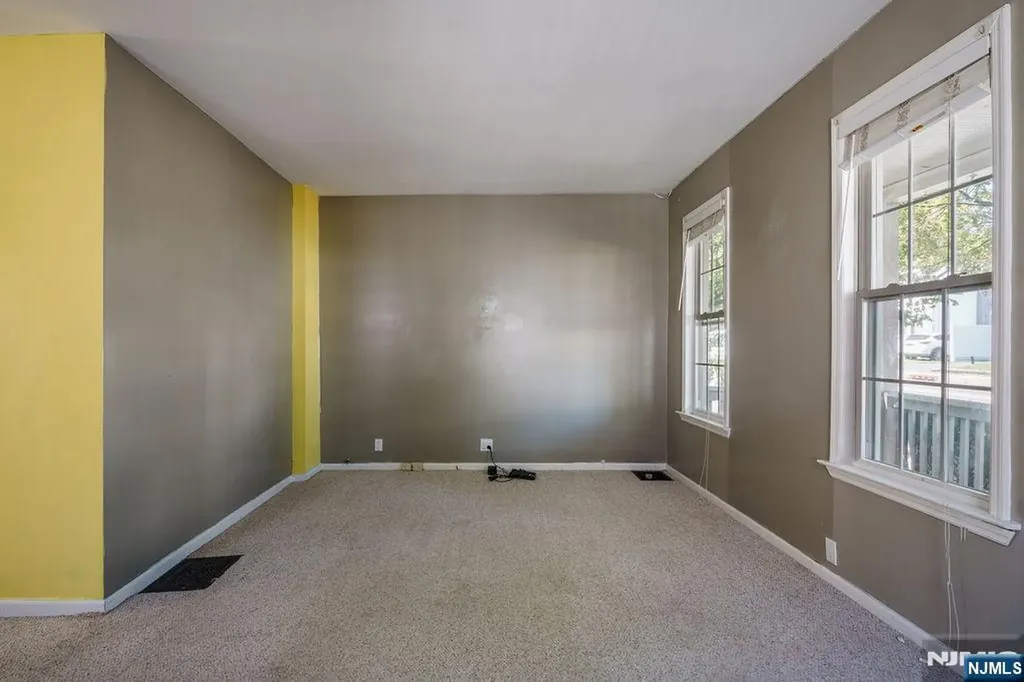 131 Prospect Avenue Bergenfield NJ 07621