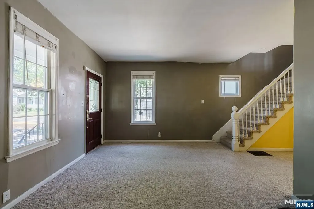 131 Prospect Avenue Bergenfield NJ 07621