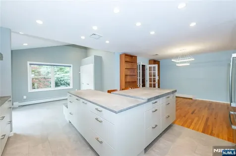 11 Michael Street Woodcliff Lake NJ 07677
