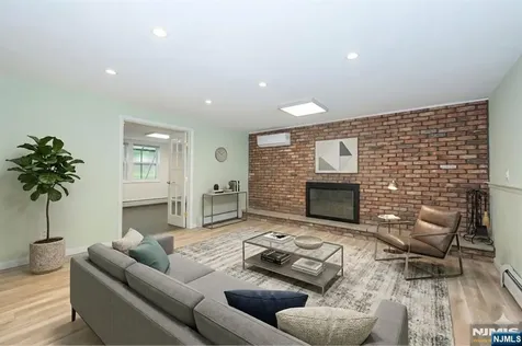 11 Michael Street Woodcliff Lake NJ 07677