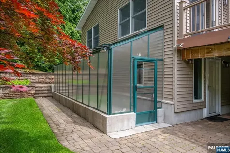 11 Michael Street Woodcliff Lake NJ 07677