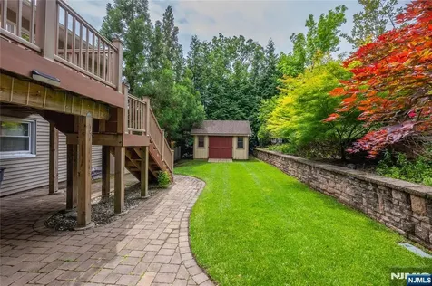 11 Michael Street Woodcliff Lake NJ 07677