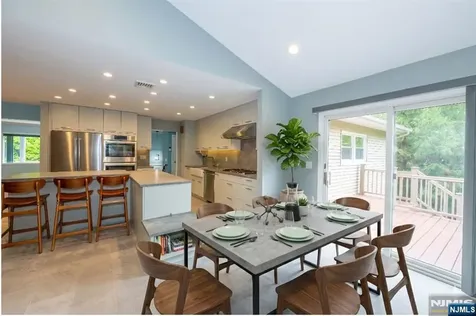 11 Michael Street Woodcliff Lake NJ 07677