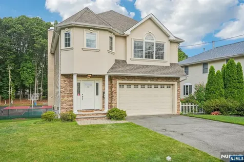 32 Spruce Avenue Emerson NJ 07630