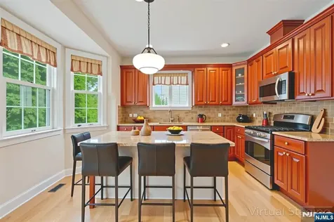 32 Spruce Avenue Emerson NJ 07630