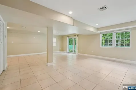 32 Spruce Avenue Emerson NJ 07630