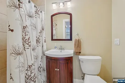 32 Spruce Avenue Emerson NJ 07630