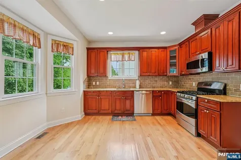32 Spruce Avenue Emerson NJ 07630