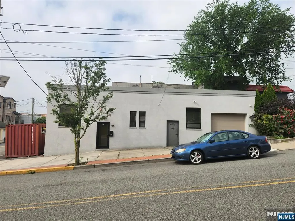 500-502 Cliff Street Fairview NJ 07022