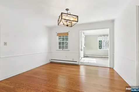 674 Ackerman Avenue Glen Rock NJ 07452