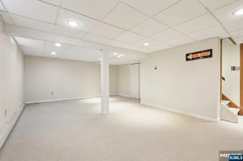 674 Ackerman Avenue Glen Rock NJ 07452