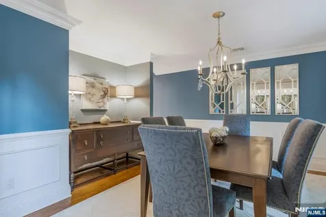 217 Navajo Drive Wyckoff NJ 07481