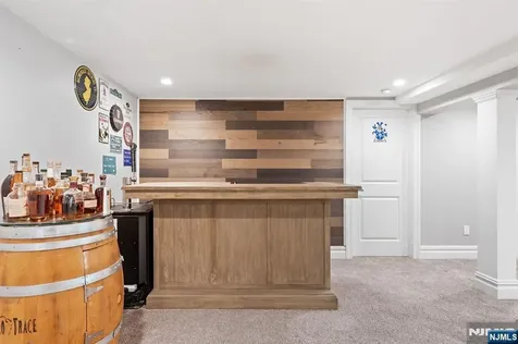 425 Clinton Avenue Wyckoff NJ 07481
