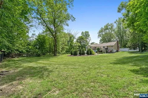 425 Clinton Avenue Wyckoff NJ 07481