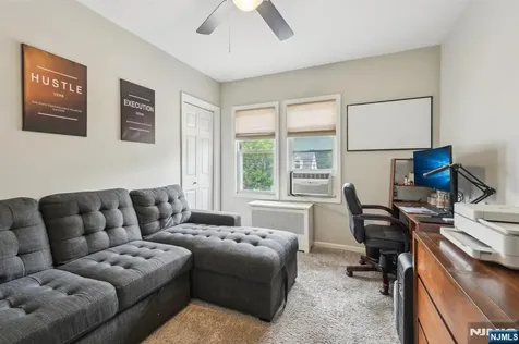 862 Lafayette Avenue Extension Hawthorne NJ 07506