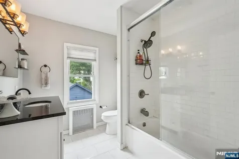862 Lafayette Avenue Extension Hawthorne NJ 07506
