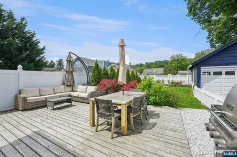 862 Lafayette Avenue Extension Hawthorne NJ 07506