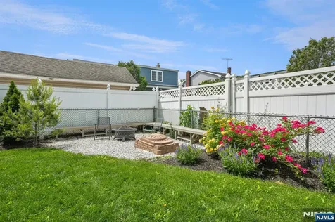 862 Lafayette Avenue Extension Hawthorne NJ 07506
