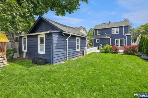 862 Lafayette Avenue Extension Hawthorne NJ 07506