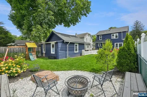 862 Lafayette Avenue Extension Hawthorne NJ 07506