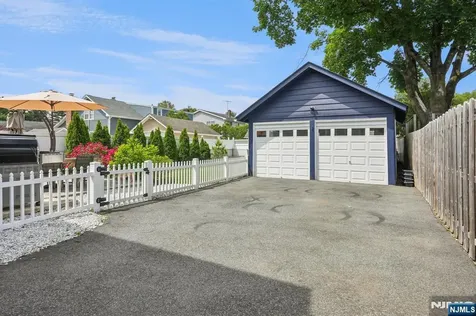 862 Lafayette Avenue Extension Hawthorne NJ 07506