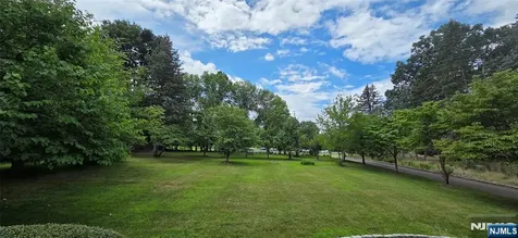 10 Paris Avenue Rockleigh NJ 07647