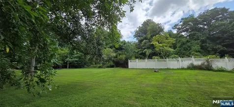 10 Paris Avenue Rockleigh NJ 07647