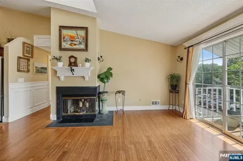 530 Holly Court Mahwah NJ 07430