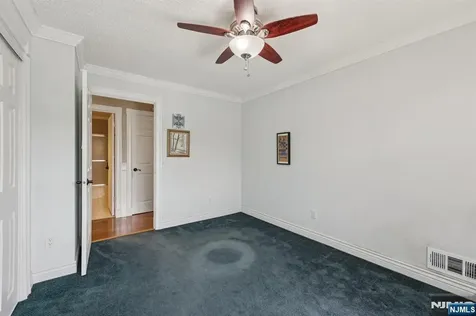 530 Holly Court Mahwah NJ 07430