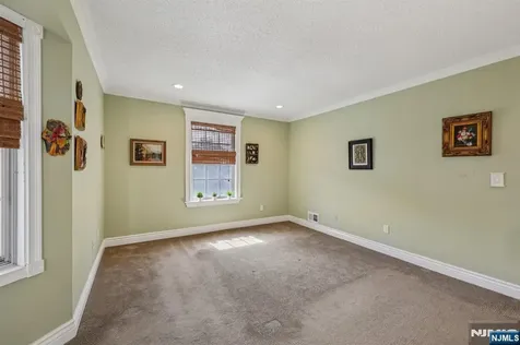 530 Holly Court Mahwah NJ 07430