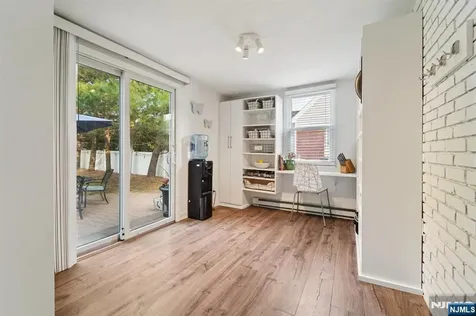 111 Thornbury Avenue Glen Rock NJ 07452