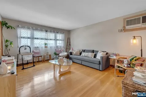25 Poplar Avenue Little Ferry NJ 07643